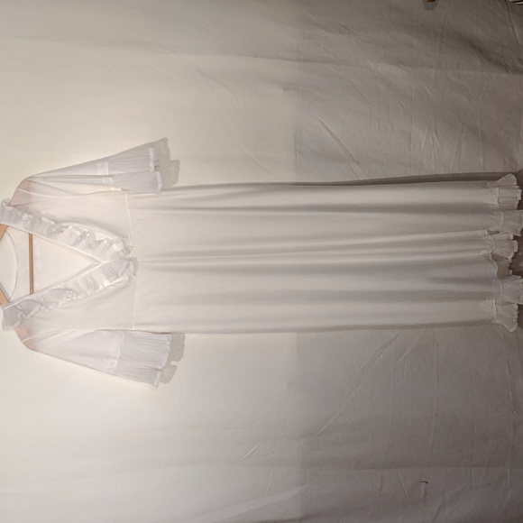 Vintage white accordion lace trimmed negligee - Picture 2 of 6